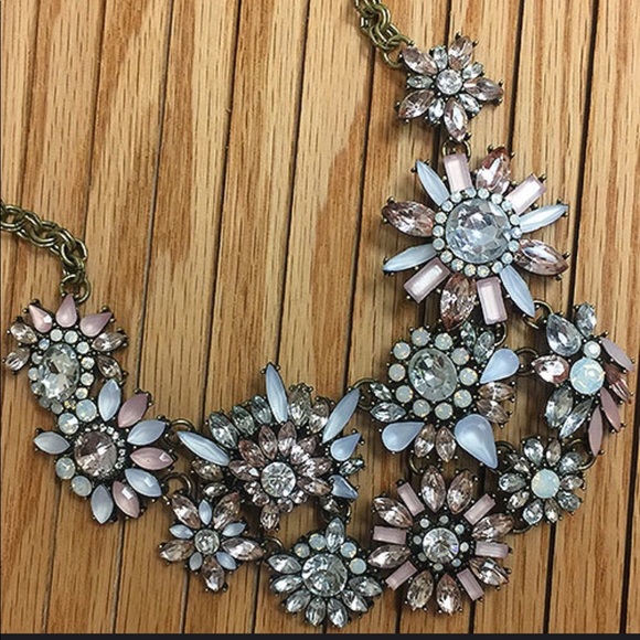 zokydoky Jewelry - Pastel Flower Statement Necklace, NWT